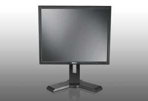 مانیتور 19 اینچ مربع