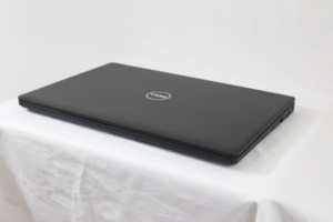 لپ تاپ DELL 5580 استوک - Image 4