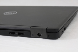 لپ تاپ DELL 5580 استوک - Image 8