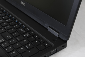 لپ تاپ DELL 5580 استوک - Image 10