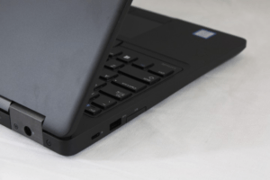 لپ تاپ DELL 5580 استوک - Image 12